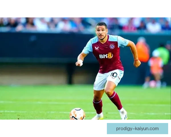 西甲豪门争夺战升级：转会市场上的热门球员表现亮眼