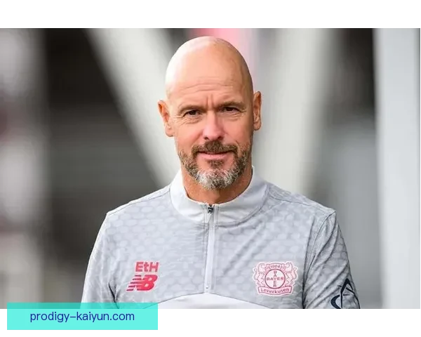 滕哈赫的传球节奏引领球队进攻新风潮，表现亮眼助力战绩提升