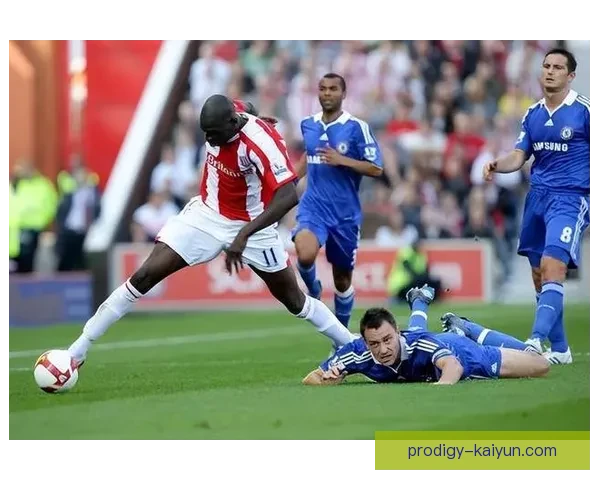 布莱克本边路突破表现稳健，近期战绩备受关注