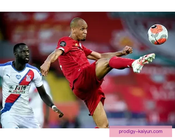 戴维斯最佳位置分析显示其在后防线的表现稳健，适应性强。