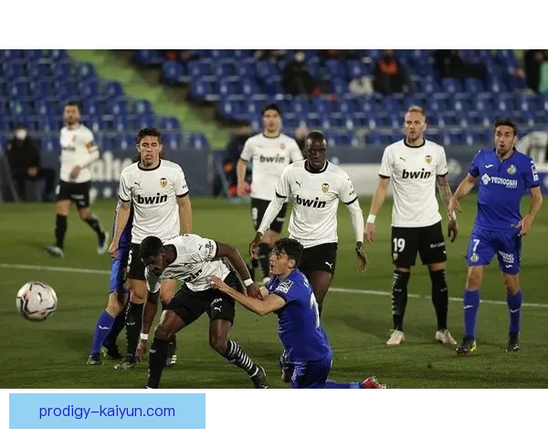 南美足球竞争格局持续演变，各队实力逐步提升引发关注